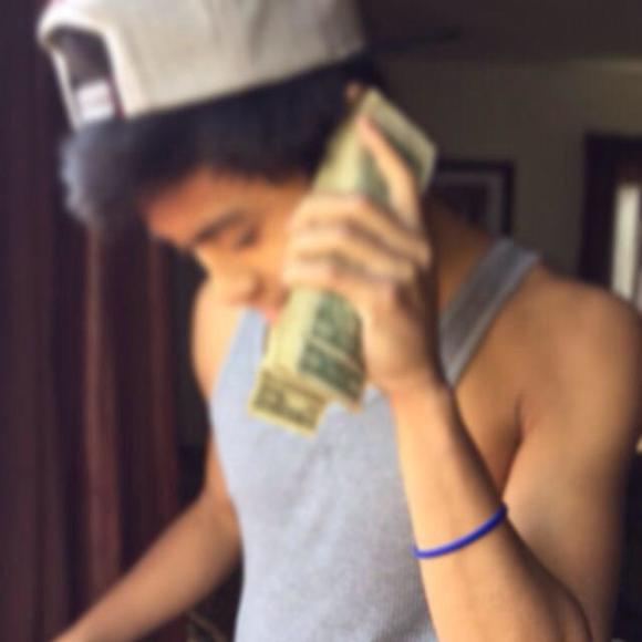 raymondlorilla